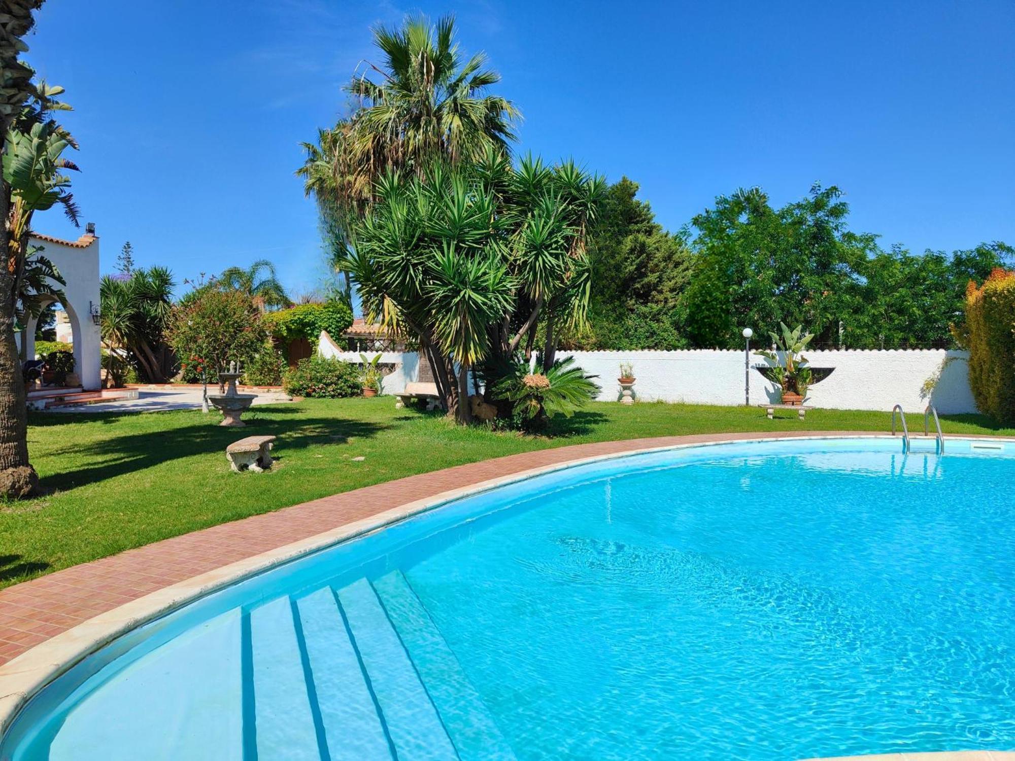 Villa Alfonsa, Fontane Bianche, Siracusa, Private Pool, 10Min From The Beach Экстерьер фото